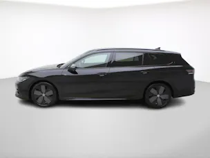 VW Passat Variant 2.0 TSI DSG R-Line 4Motion