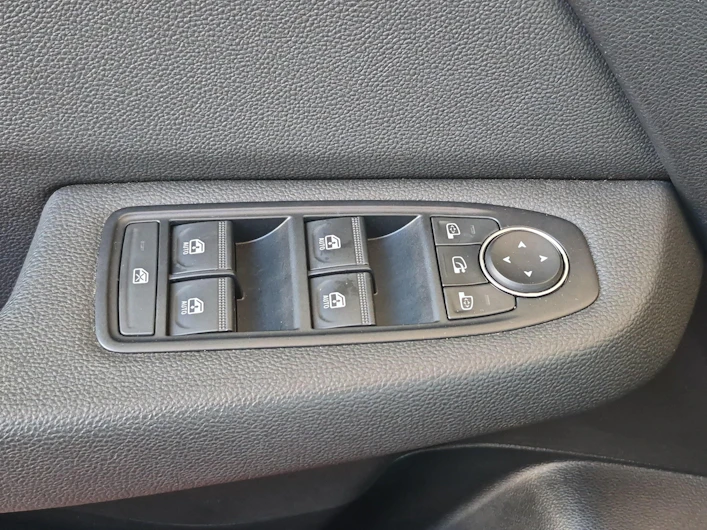 Fahrzeugbild MITSUBISHI COLT