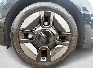 https://vehicle.imgix.net/4416693/01c5dae5-5850-43b9-a0d0-ef498745d0d7.jpg