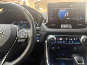 https://vehicle.imgix.net/4416697/577f8d4b-110f-4c88-8640-09105360cbbf.jpg