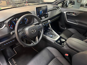 https://vehicle.imgix.net/4416697/ccd6c506-f875-42c2-bc79-2663a49c27fb.jpg