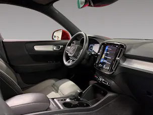 VOLVO XC40 1.5 T2 XCITE