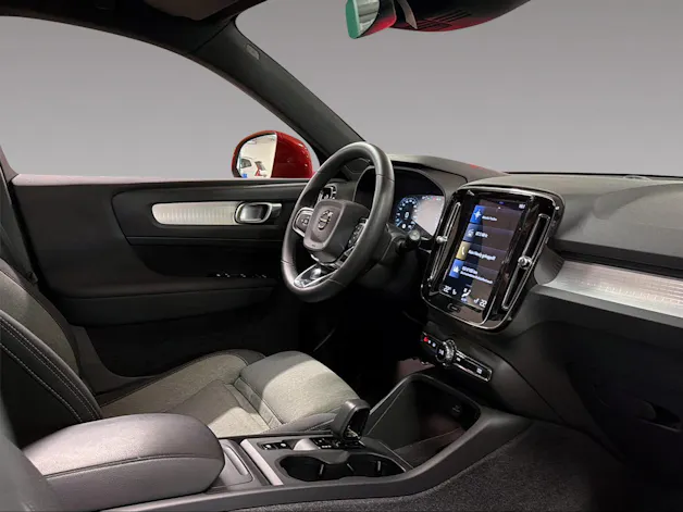 VOLVO XC40 1.5 T2 XCITE