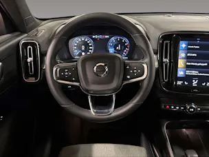 VOLVO XC40 1.5 T2 XCITE