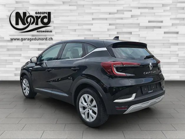 Renault Captur 1.3 TCe 140 Intens EDC