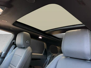 https://vehicle.imgix.net/4416786/e1b7127d-3877-46c4-a6a7-e24dc6a26f67.jpg