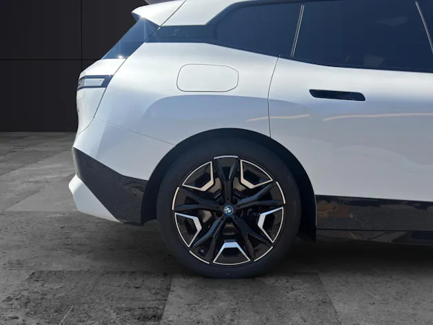BMW iX xDrive50