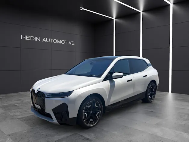 BMW iX xDrive50
