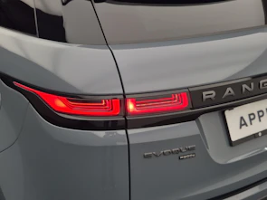 Fahrzeugbild LAND ROVER Range Rover Evoque 1.5 T 300e R-Dynamic SE