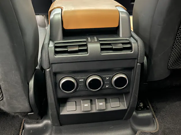 Land Rover Defender 110 2.0 P400e X-Dynamic HSE