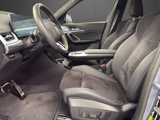 BMW iX1 30 xDrive M SPORT