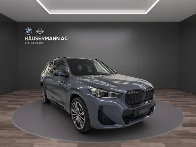 BMW iX1 30 xDrive M SPORT
