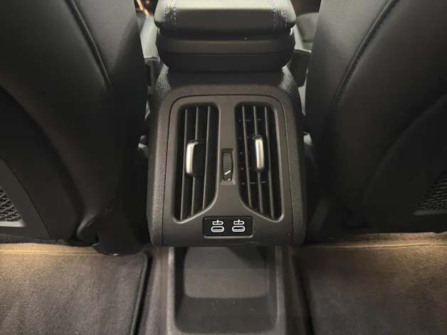 BMW iX1 30 xDrive M SPORT