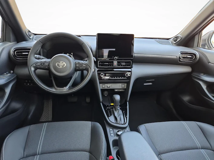 Fahrzeugbild TOYOTA YARIS CROSS