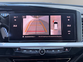 https://vehicle.imgix.net/4416854/53b768ad-104e-490b-aae5-fba1271eaf00.jpg
