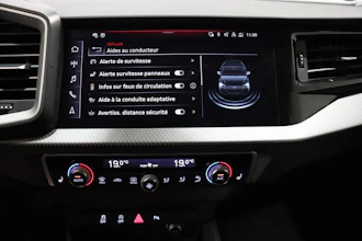 https://vehicle.imgix.net/4416871/d5485ebf-dfc7-4977-8977-b7c9672c0d6d.JPG