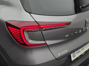 https://vehicle.imgix.net/4416872/f77ecdde-6fcc-4bad-970e-fbfdff5d09f8.jpg