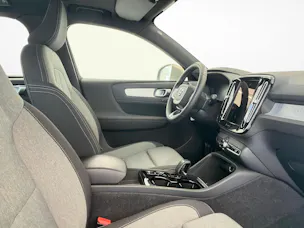 VOLVO XC40 1.5 T5 PiH Plus Bright