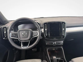 https://vehicle.imgix.net/4416874/7f0a8979-e16a-4220-8d13-6d4f1d26cfff.jpg