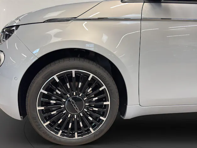 Fiat 500 Cabrio La Prima