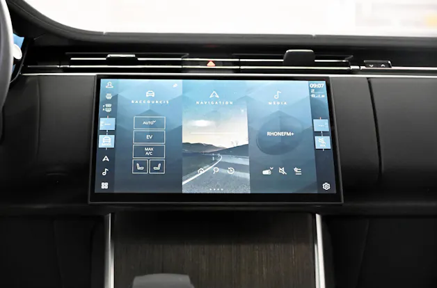 Land Rover Range Rover 3.0 I6 P550e HSE