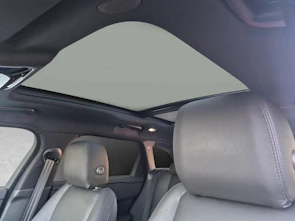 Fahrzeugbild LAND ROVER Range Rover Velar 2.0 P400e Dynamic SE