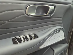 Geely Starray EM-i Max+ PHEV