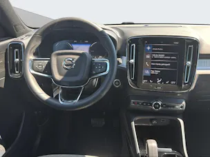 VOLVO XC40 1.5 T4 PiH Plus Bright