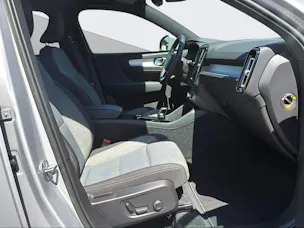 VOLVO XC40 1.5 T4 PiH Plus Bright