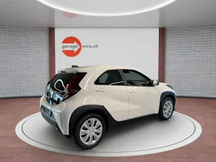 Toyota Aygo X 1.5 VVT-i HSD Comfort