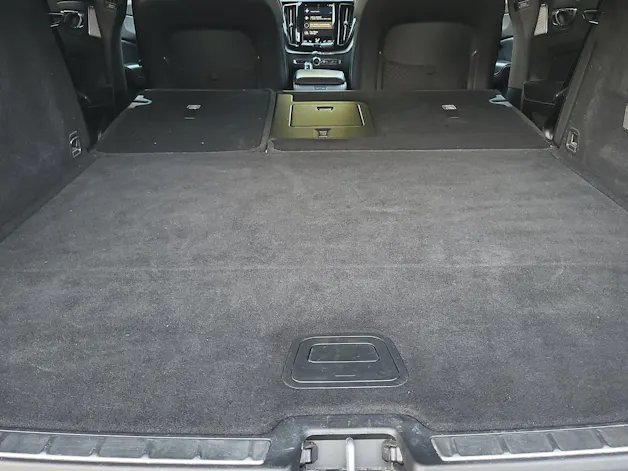 Volvo XC60 2.0 T8 TE R-Design AWD