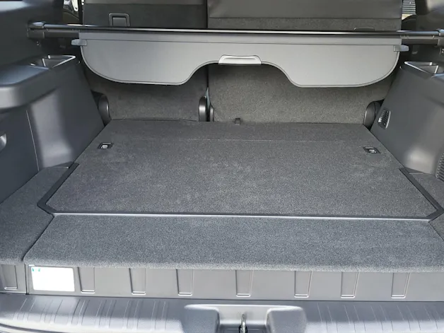 Toyota Land Cruiser 2.8 D 48V Style