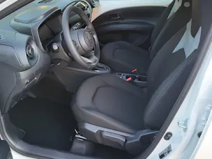 Toyota Aygo X 1.5 VVT-i HSD Comfort