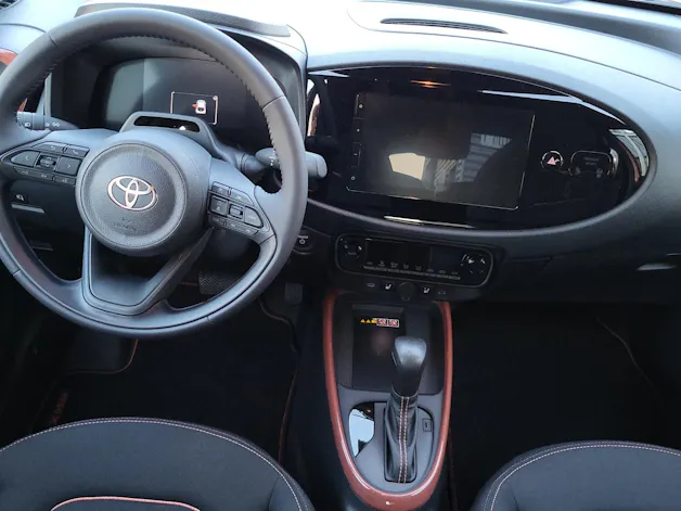 Toyota Aygo X 1.5 VVT-i HSD Trend