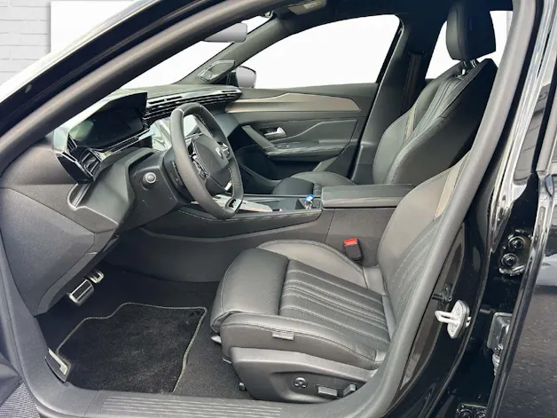 Peugeot 408 e-GT Exclusive