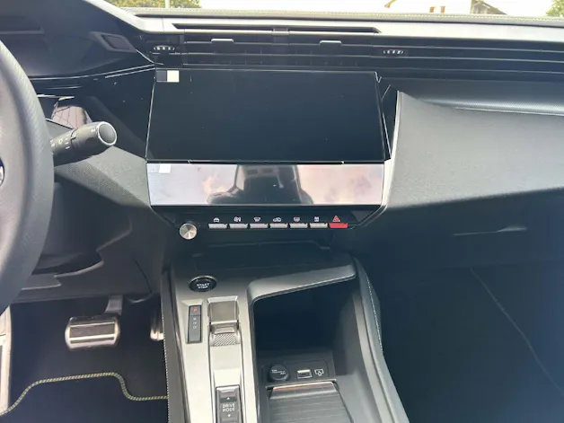 Peugeot 408 e-GT Exclusive