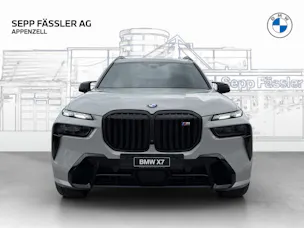 BMW X7 M60i