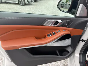 BMW X7 M60i