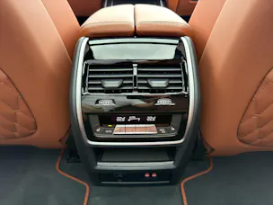 BMW X7 M60i