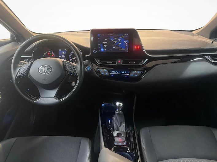 Fahrzeugbild TOYOTA C-HR