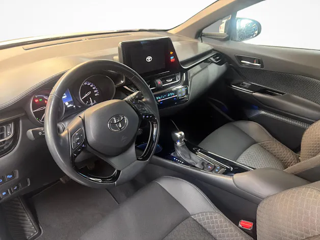 Toyota C-HR 1.8 VVTi HSD Trend