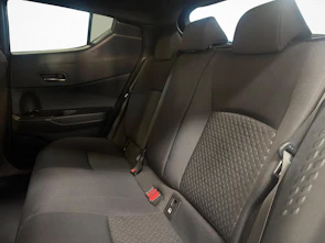 Fahrzeugbild TOYOTA C-HR 1.8 VVTi HSD Trend