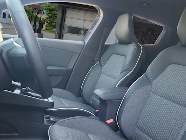 MITSUBISHI COLT 18