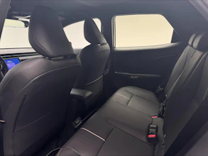 https://vehicle.imgix.net/4417142/53604180-a4b3-4796-8a90-0751d65c94c5.jpg