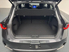 Fahrzeugbild LEXUS LBX 1.5 Hybrid Cool AWD