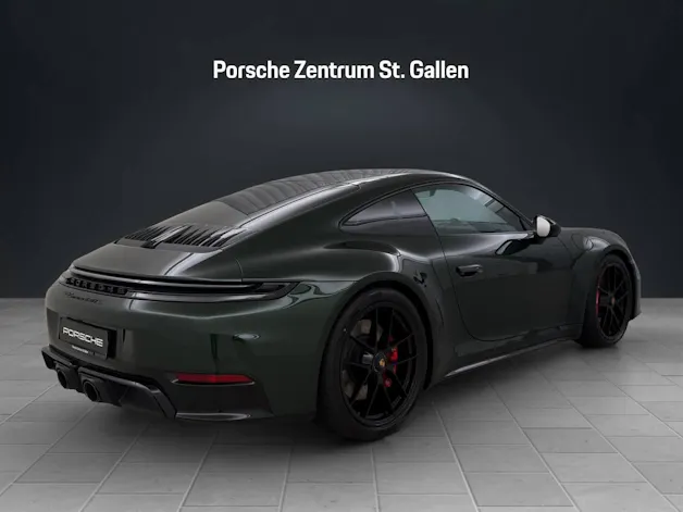 Porsche 911 Carrera 4 GTS