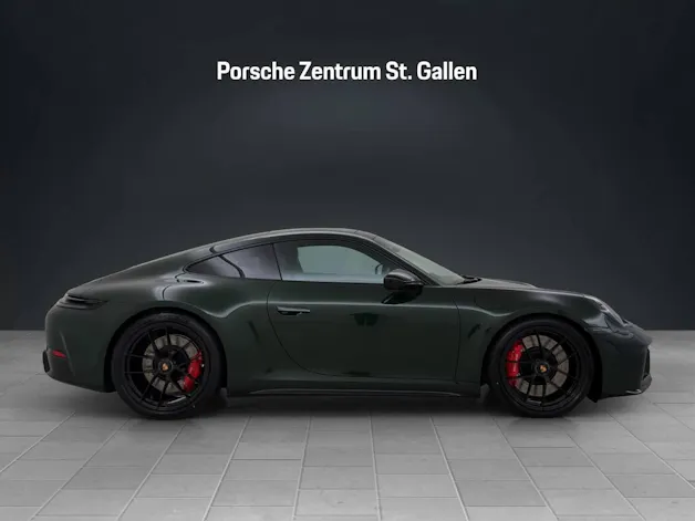 Porsche 911 Carrera 4 GTS