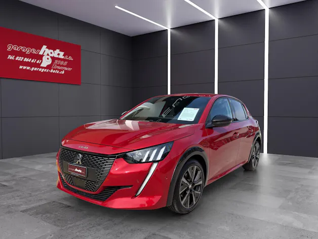 PEUGEOT 208 1.2 GT Pack