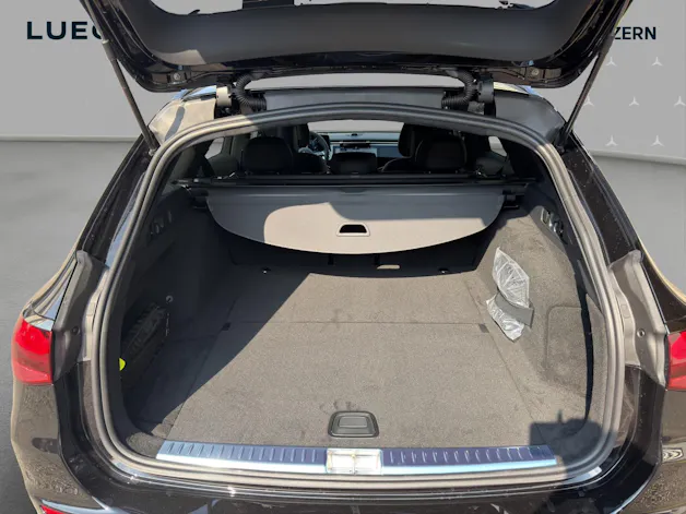 Mercedes-Benz E 220 d T 4Matic 9G-Tronic