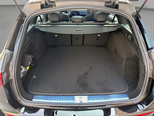 Mercedes-Benz E 220 d T 4Matic 9G-Tronic
